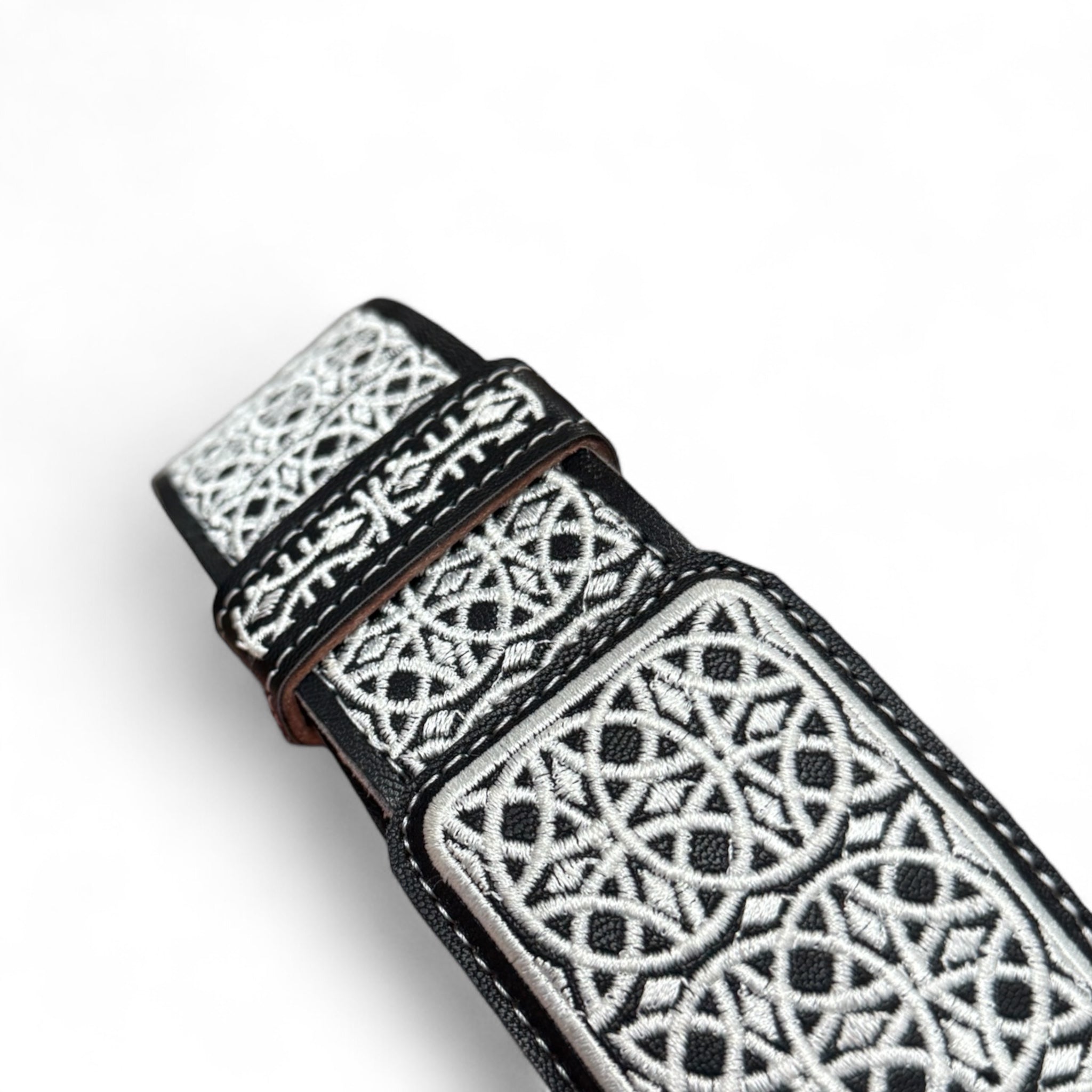 Men White Embroidered Leather Belt