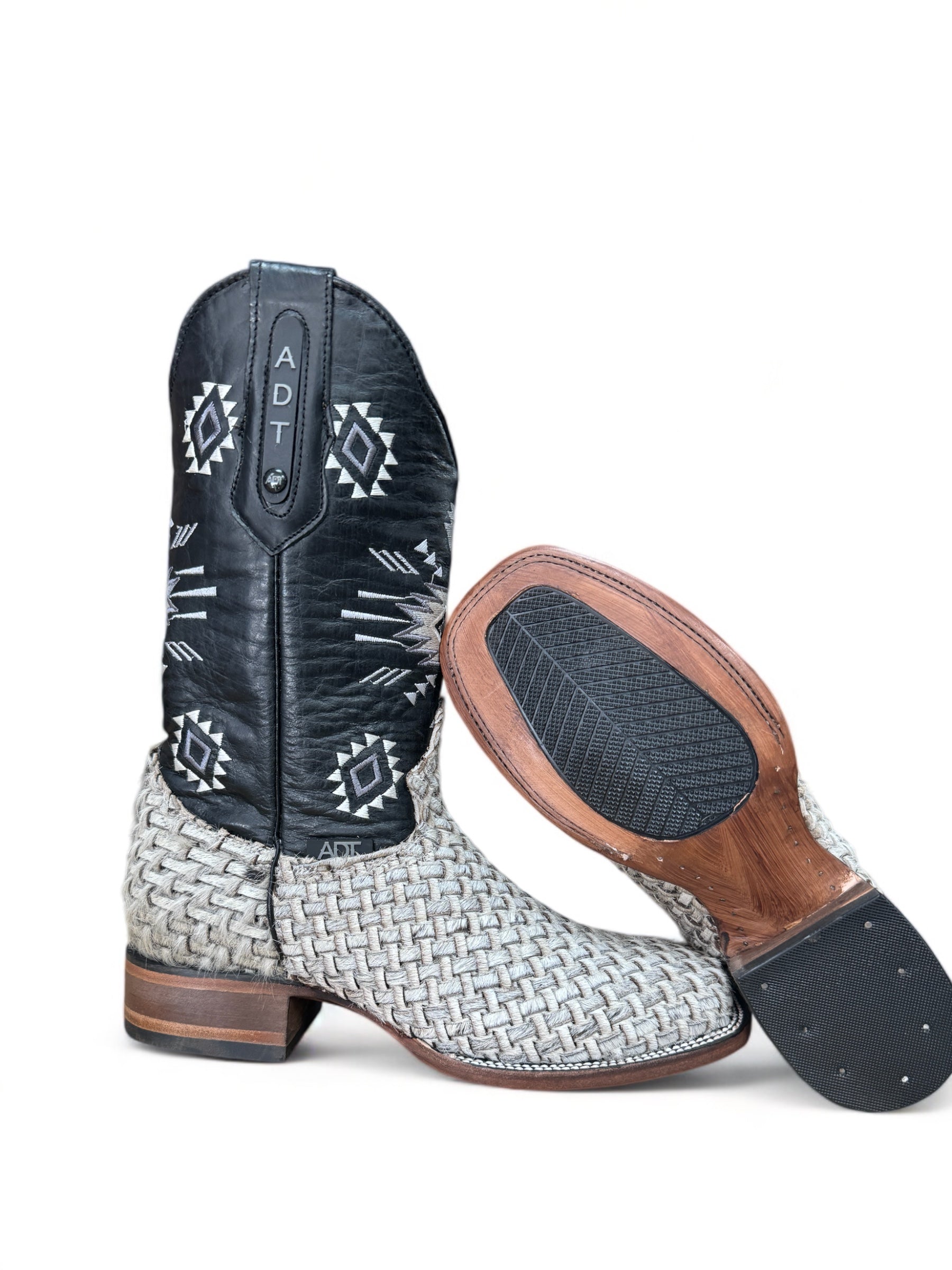 Men Cowboy Boot Cow Hyde Hand Braided Finish