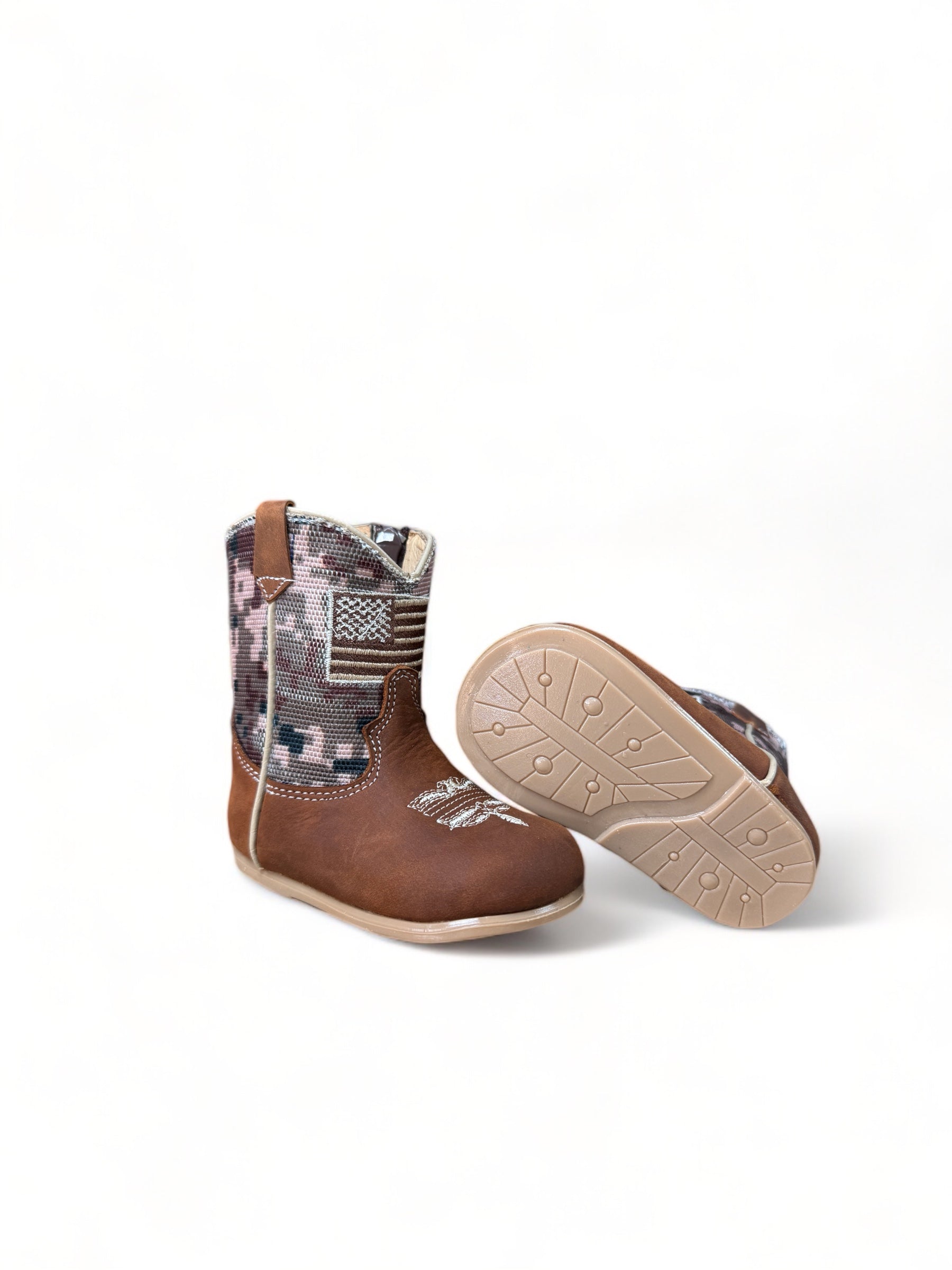 Botas de bebé camuflaje estadounidense