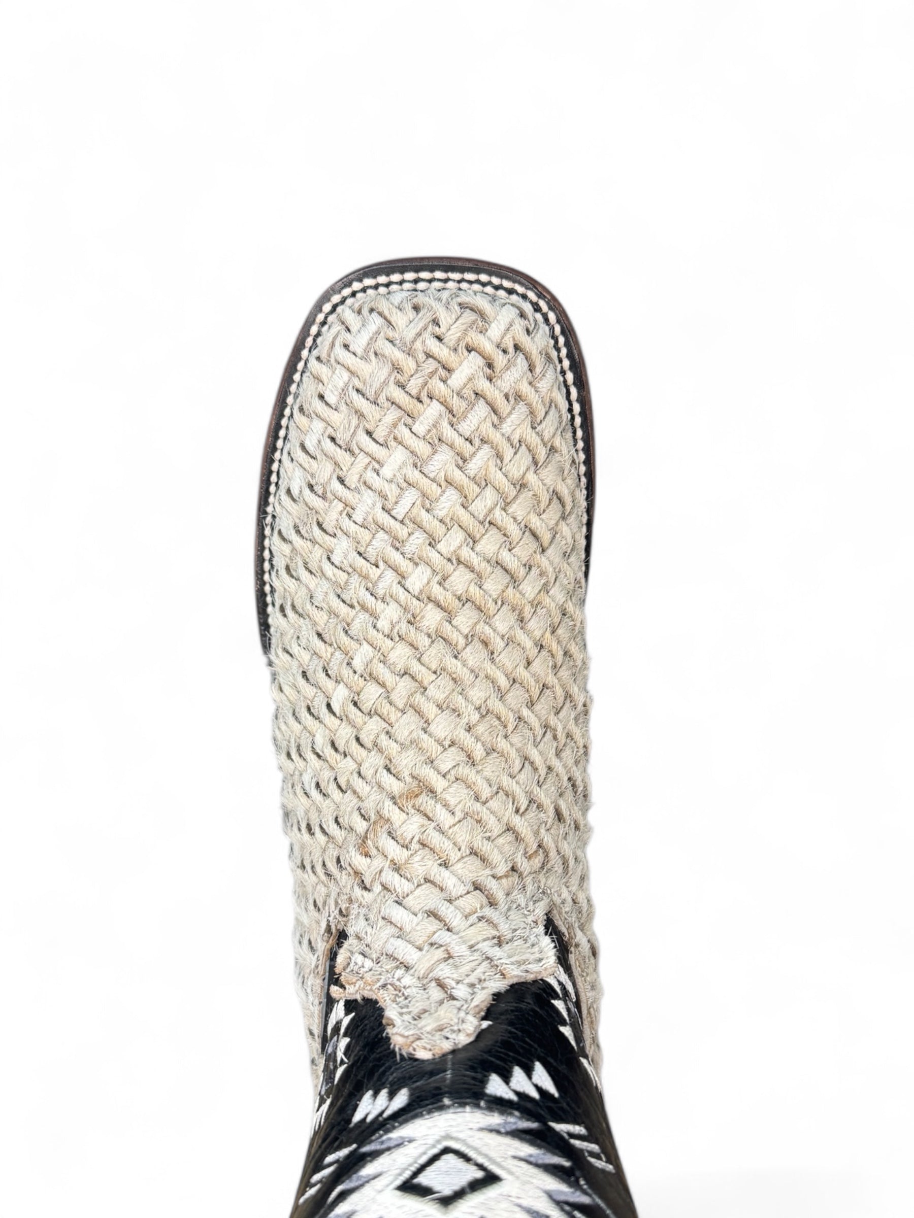 Men Cowboy Boot Cow Hyde Hand Braided Finish