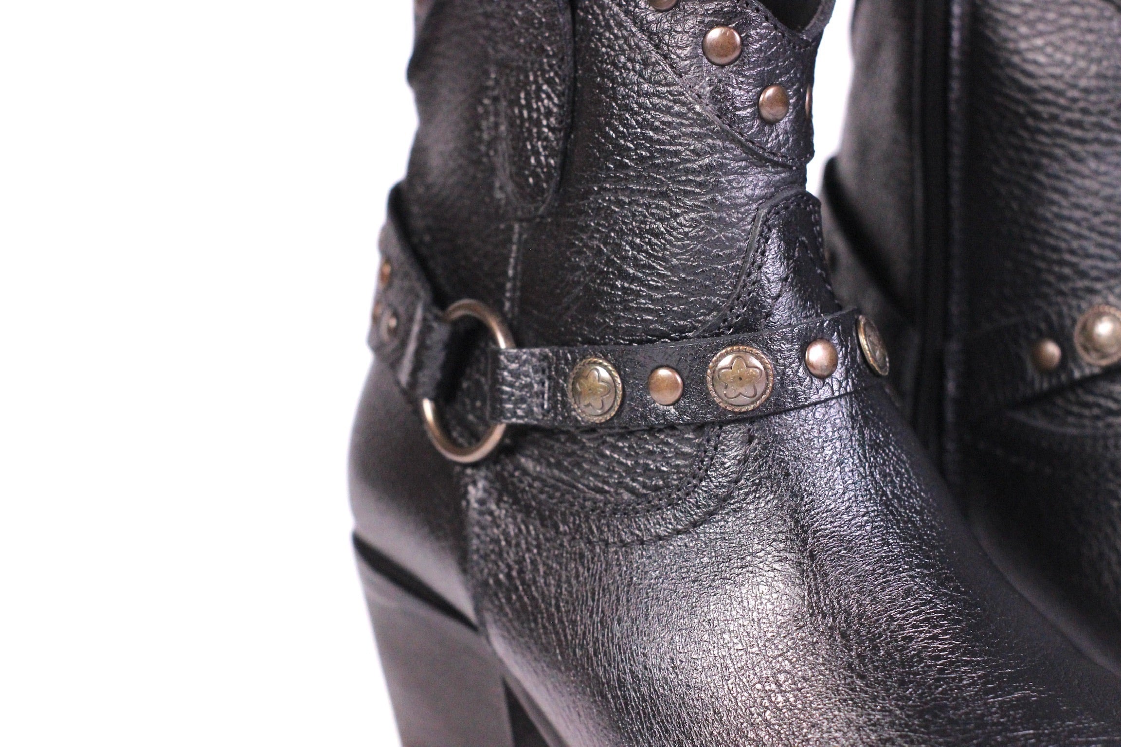 Bota vaquera con tachuelas InM Flother