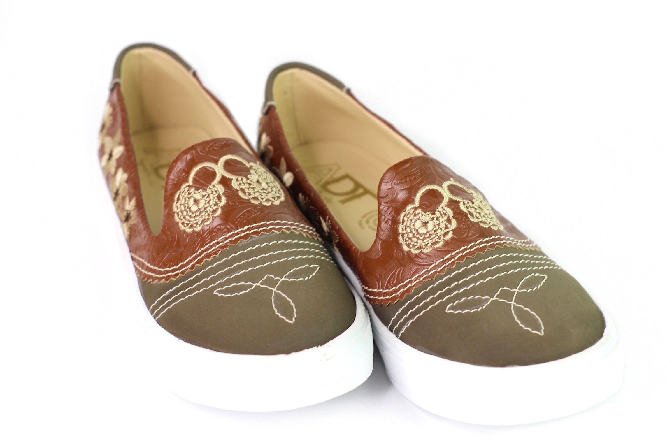 Zapato mexicano Arracada bordado ADT